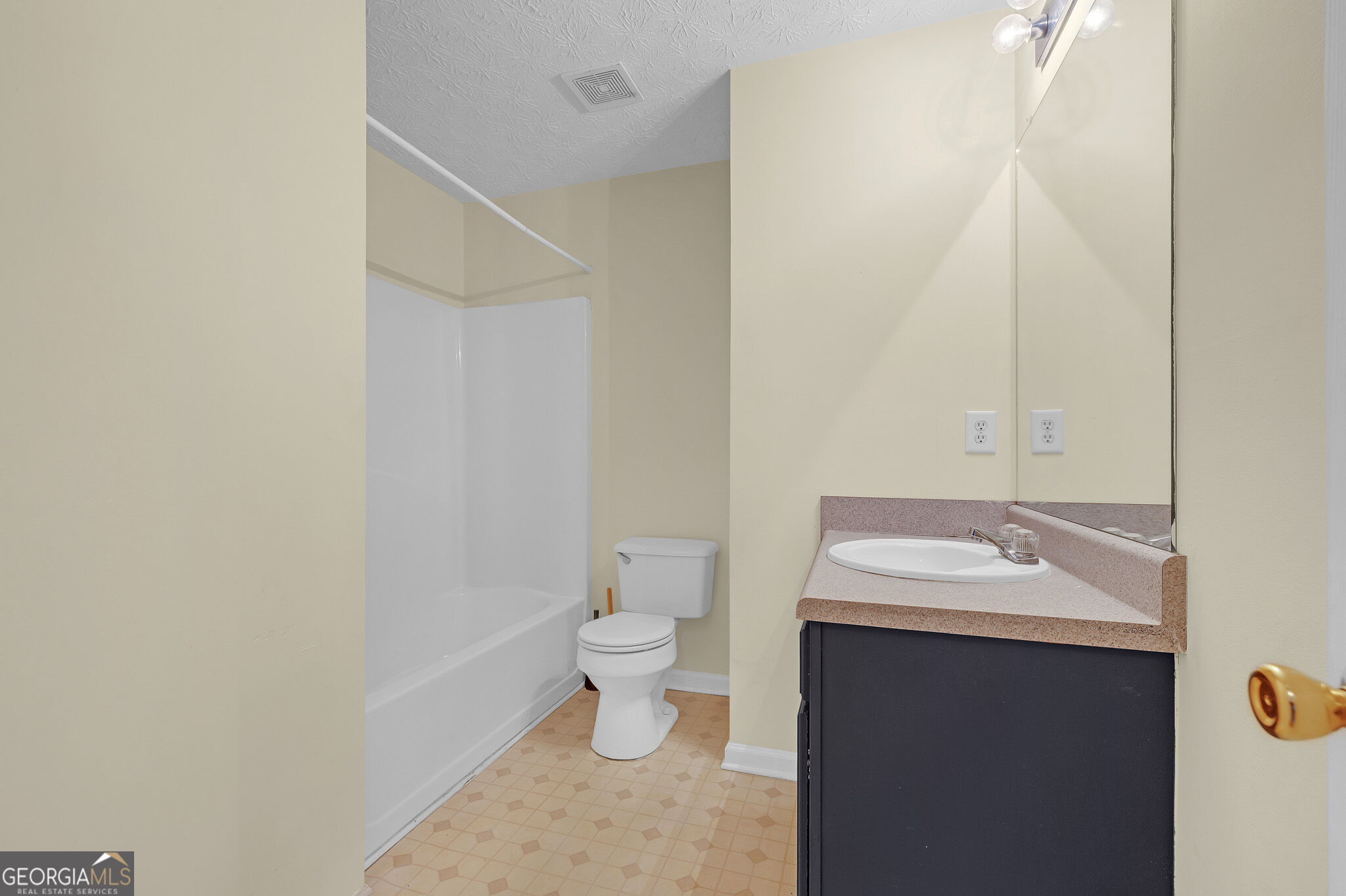 5475 Hampton Court Property Photo 19