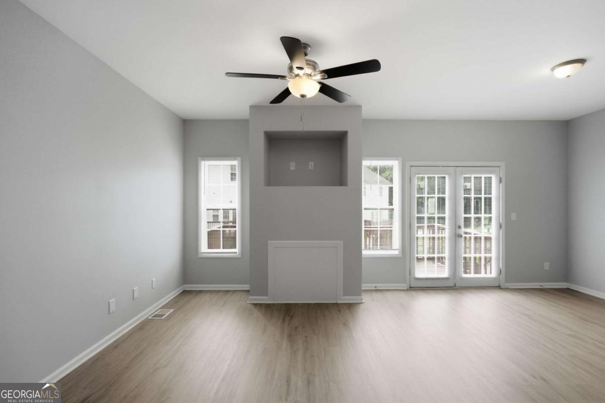 4299 Notting Hill Drive Sw Property Photo 4
