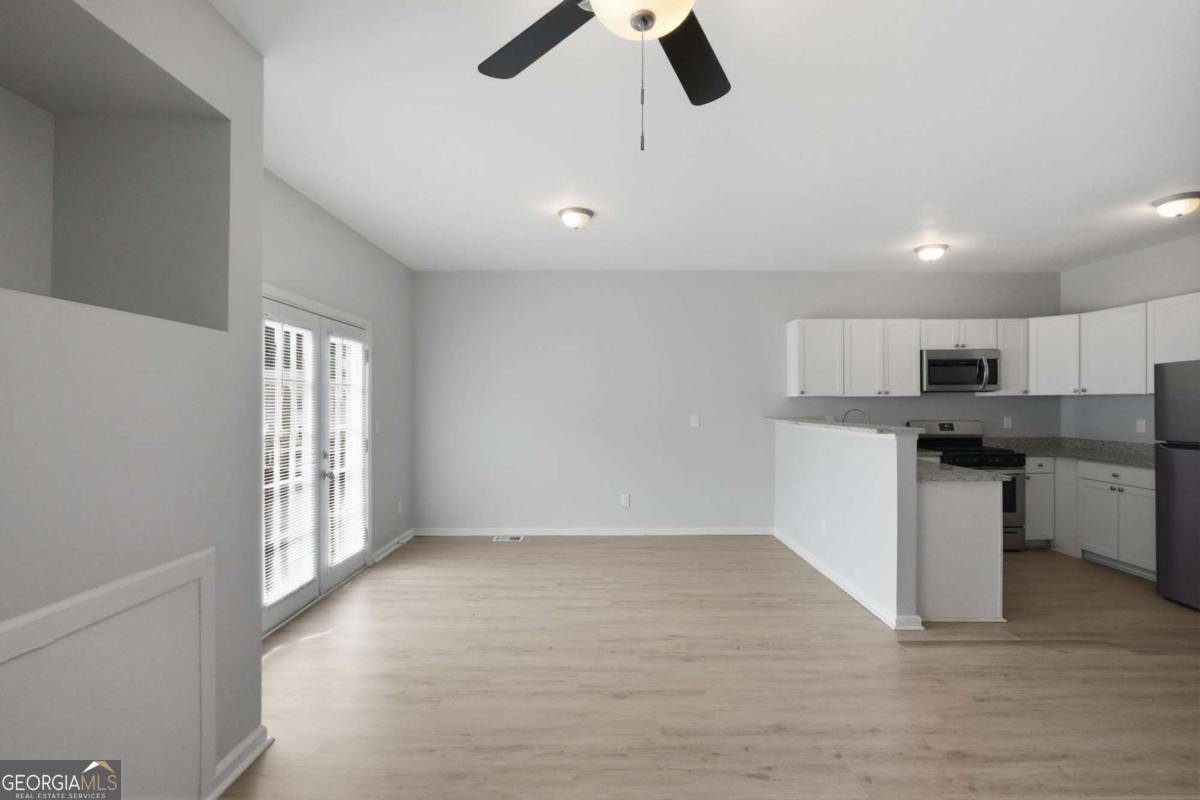 4299 Notting Hill Drive Sw Property Photo 7