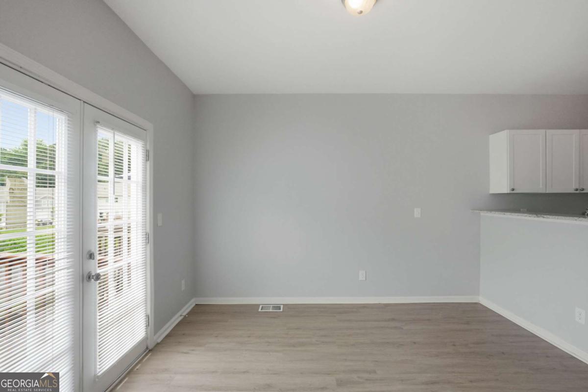 4299 Notting Hill Drive Sw Property Photo 8