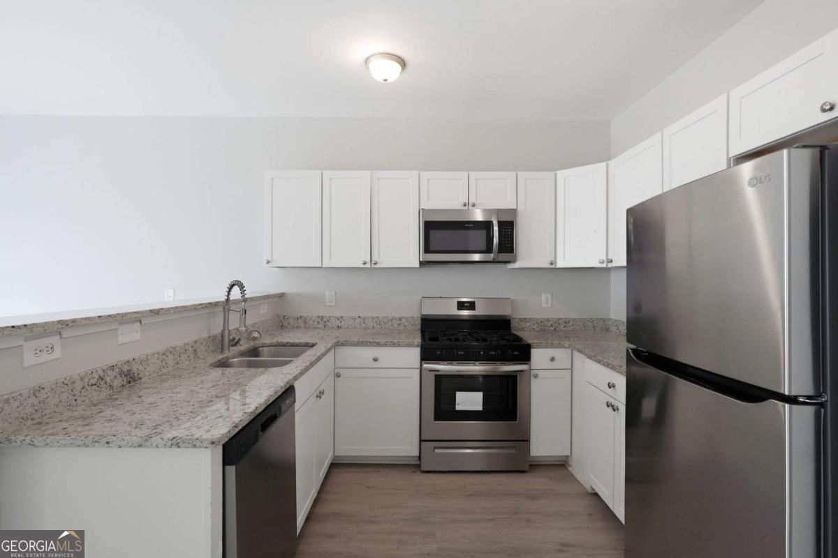 4299 Notting Hill Drive Sw Property Photo 10