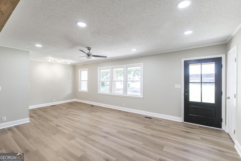 112 Conley Drive Property Photo 8