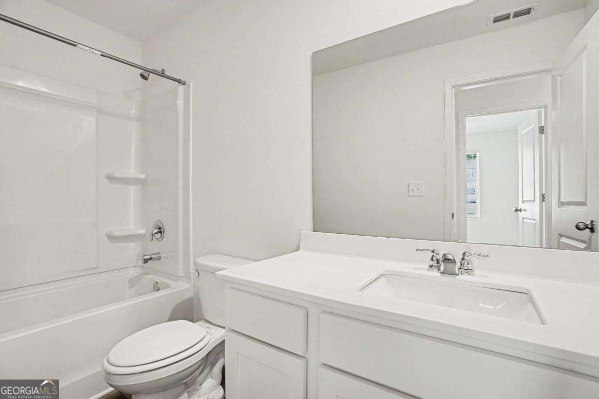 625 Jervis Way Property Photo 16