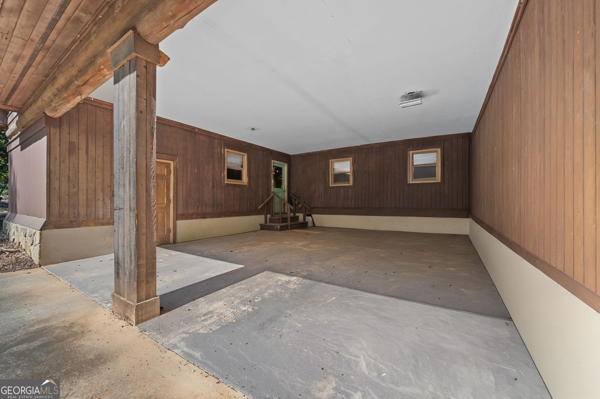 261 Mcintosh Circle Property Photo 63