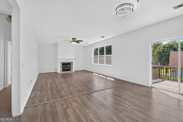 5280 Lakerock Way Sw Property Photo 10