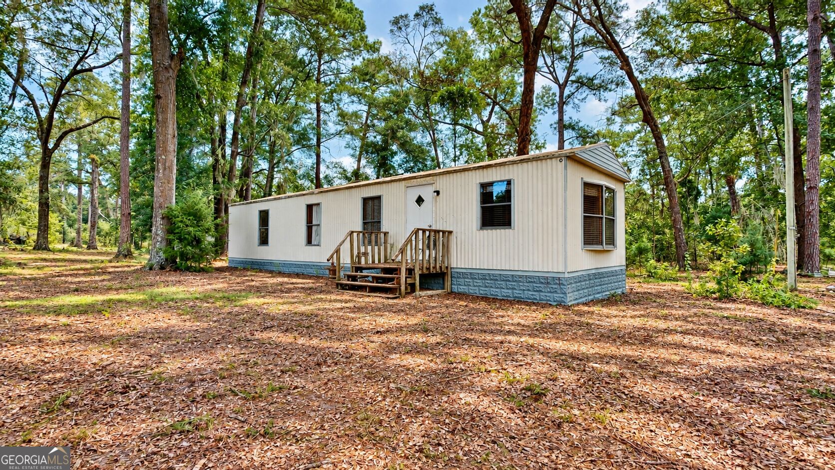 807 Aden Lanier Road Property Photo 1