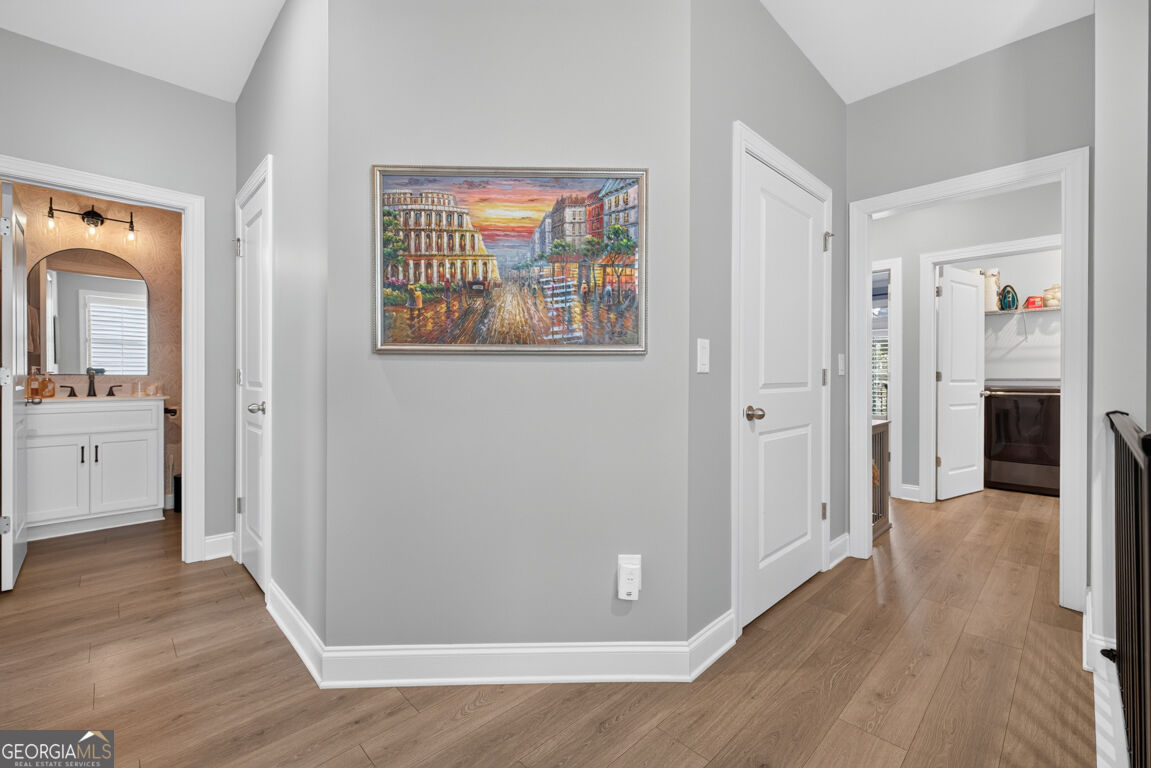 221 Nash Street Property Photo 31