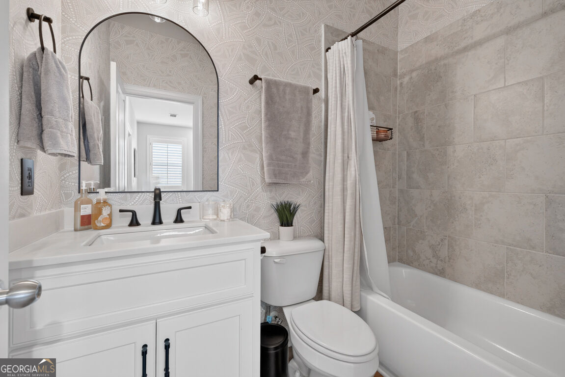 221 Nash Street Property Photo 37