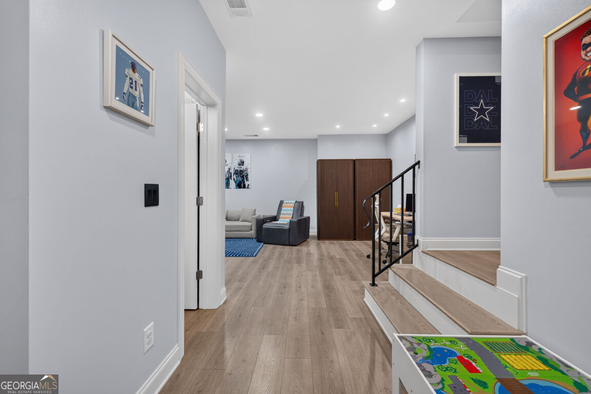 221 Nash Street Property Photo 54