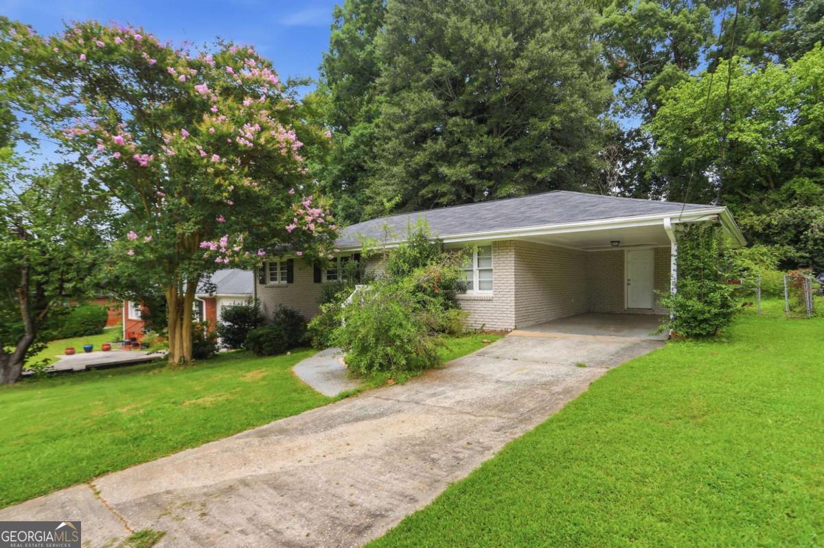 1068 Longshore Drive Property Photo 2