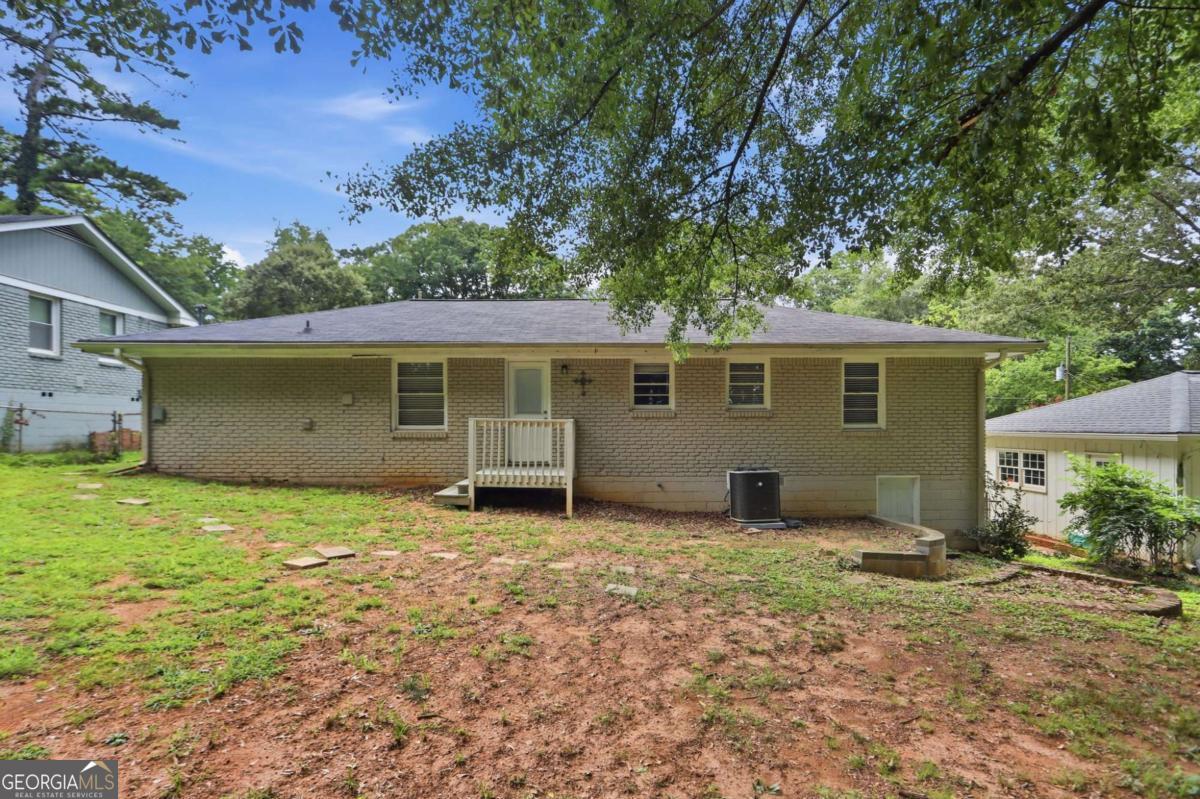 1068 Longshore Drive Property Photo 21