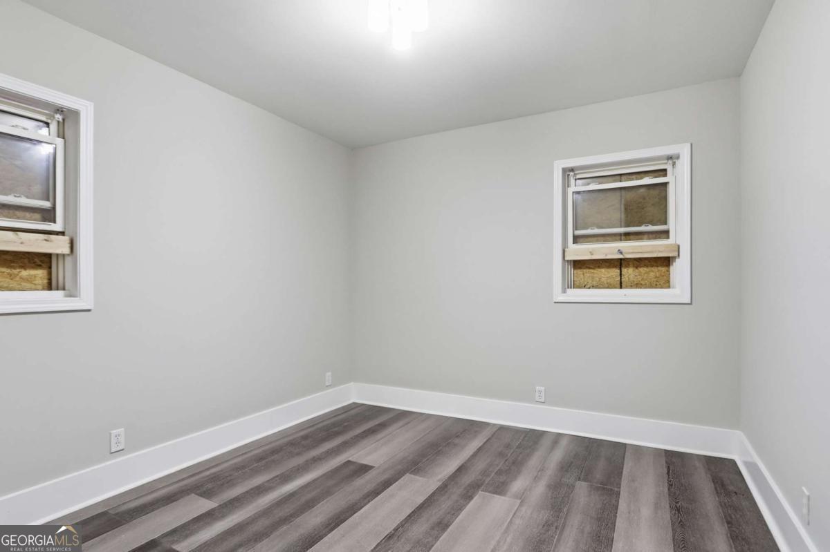 3456 Glensford Drive Property Photo 16
