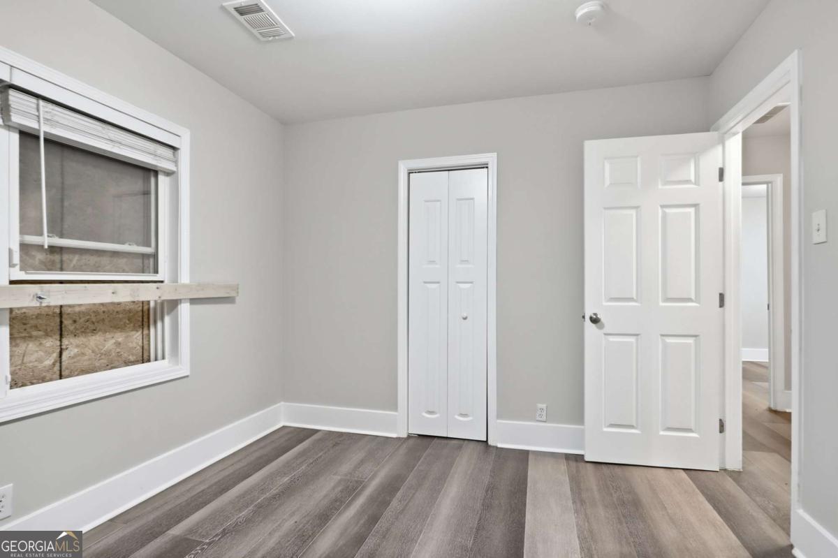 3456 Glensford Drive Property Photo 19