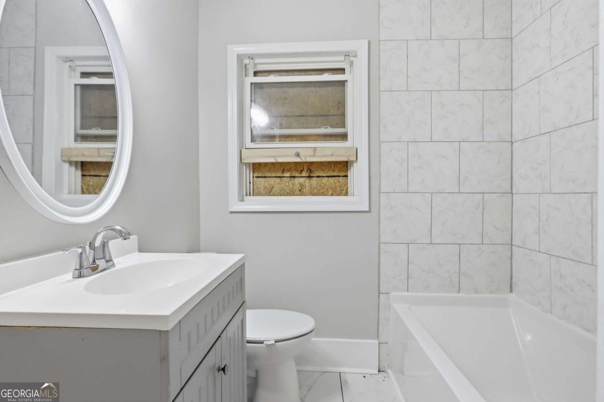 3456 Glensford Drive Property Photo 20
