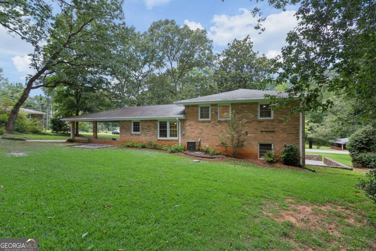 4165 Westview Street Property Photo 18