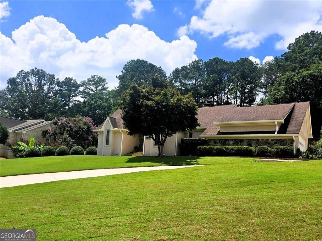 1321 N Brandy Shoals Se Property Photo 4