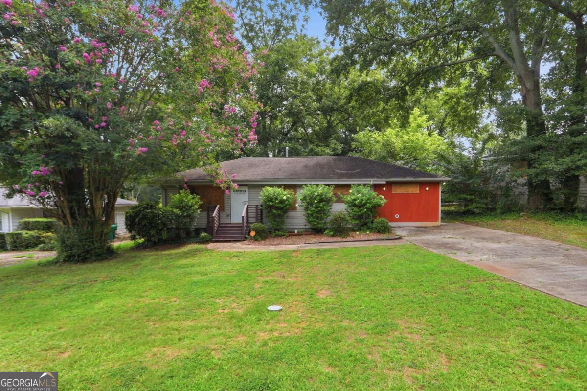 1996 Meadow Lane Property Photo 1