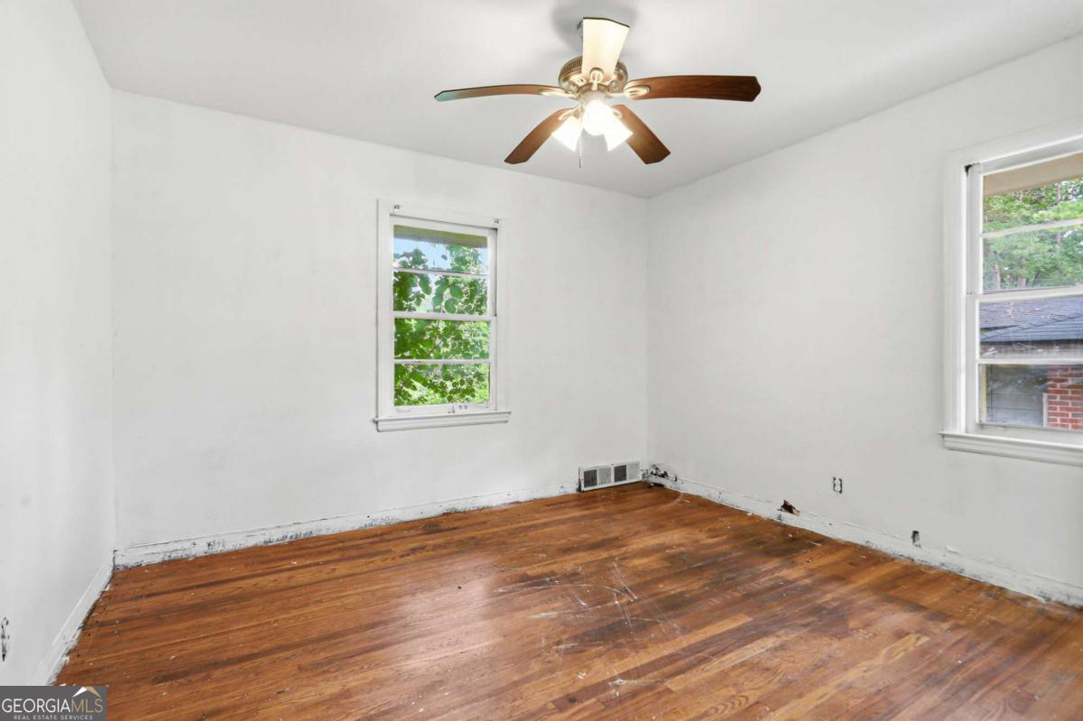 2030 Mark Trail Property Photo 11