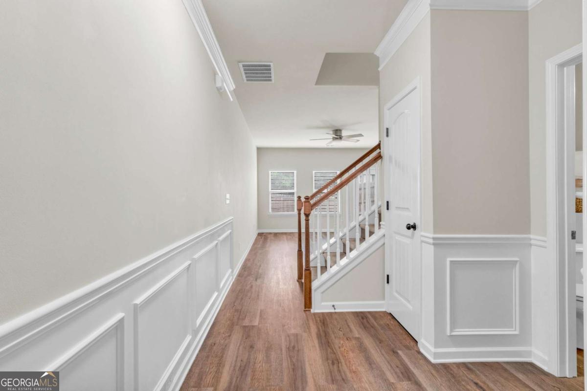 850 Ash Street Property Photo 16