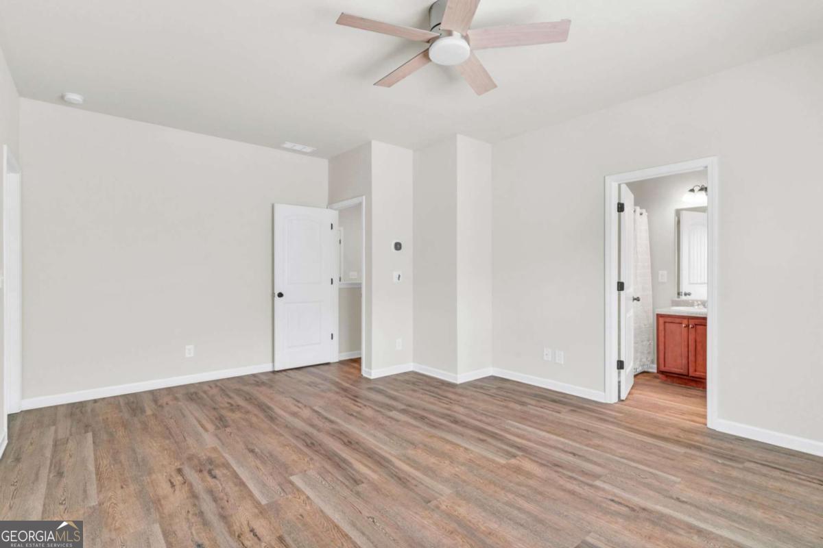 850 Ash Street Property Photo 24