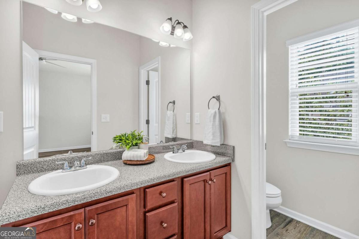 850 Ash Street Property Photo 26