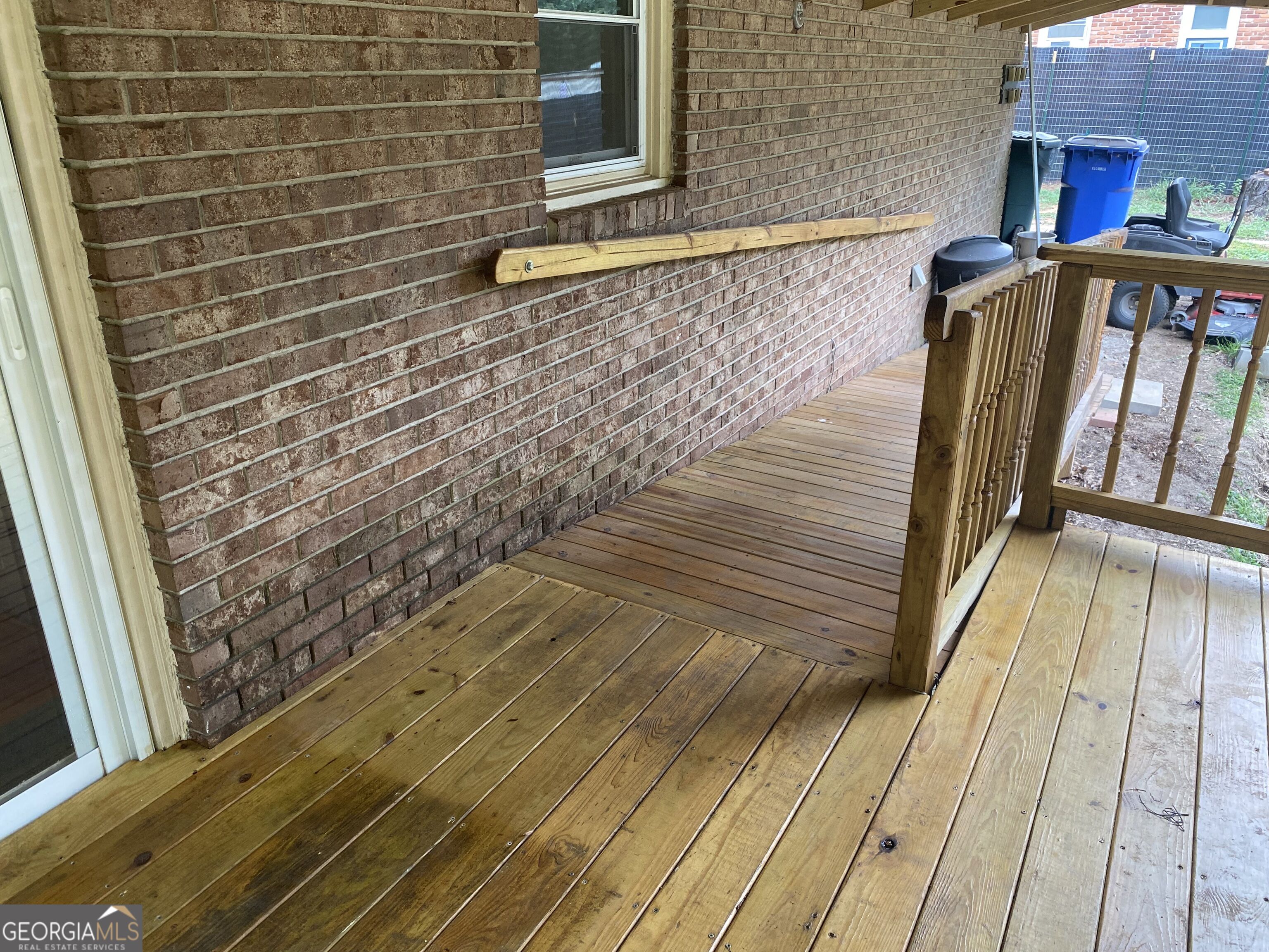 503 Brookdale Drive Property Photo 11
