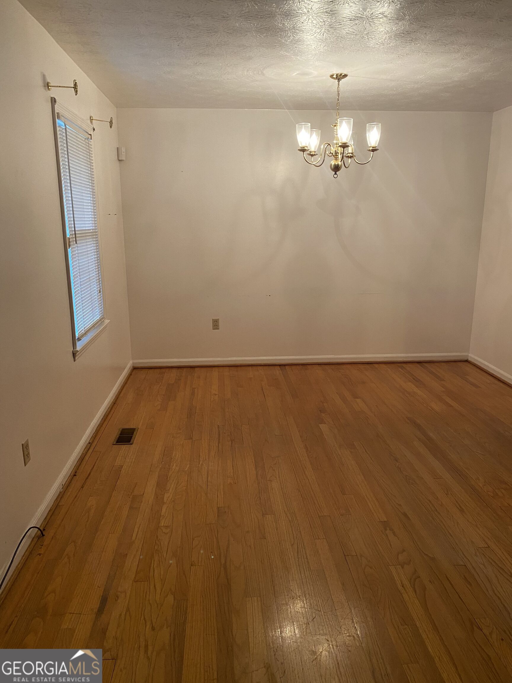 503 Brookdale Drive Property Photo 20