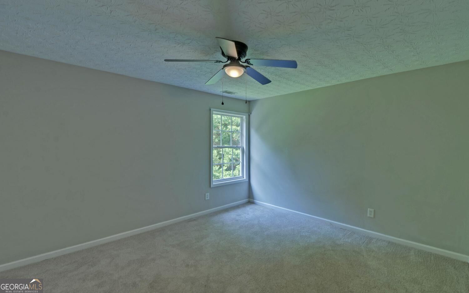 94 Bent Ridge Drive S Property Photo 24
