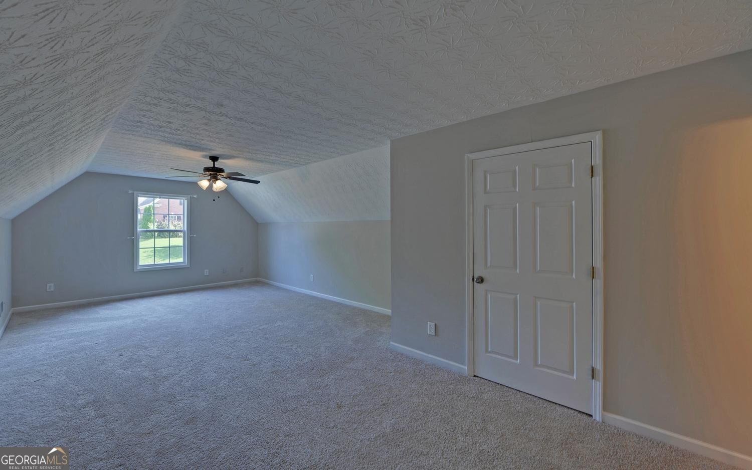 94 Bent Ridge Drive S Property Photo 29