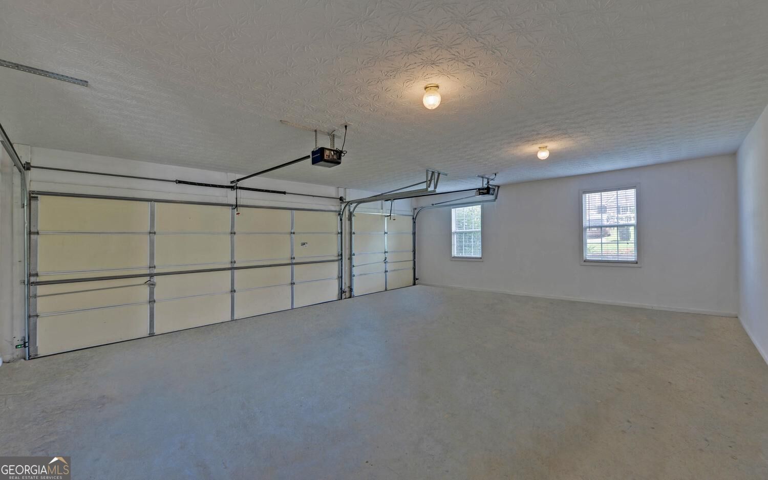 94 Bent Ridge Drive S Property Photo 32
