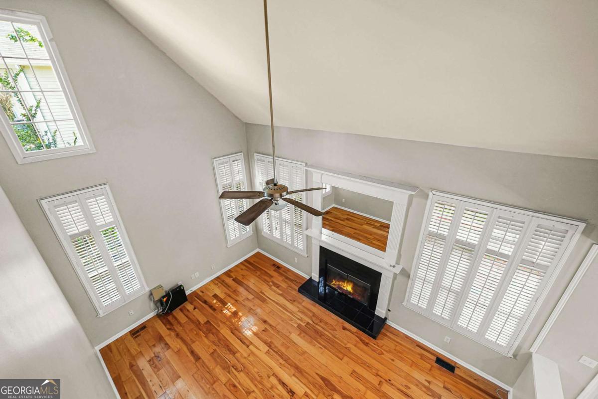 1014 Deer Hollow Drive Property Photo 17