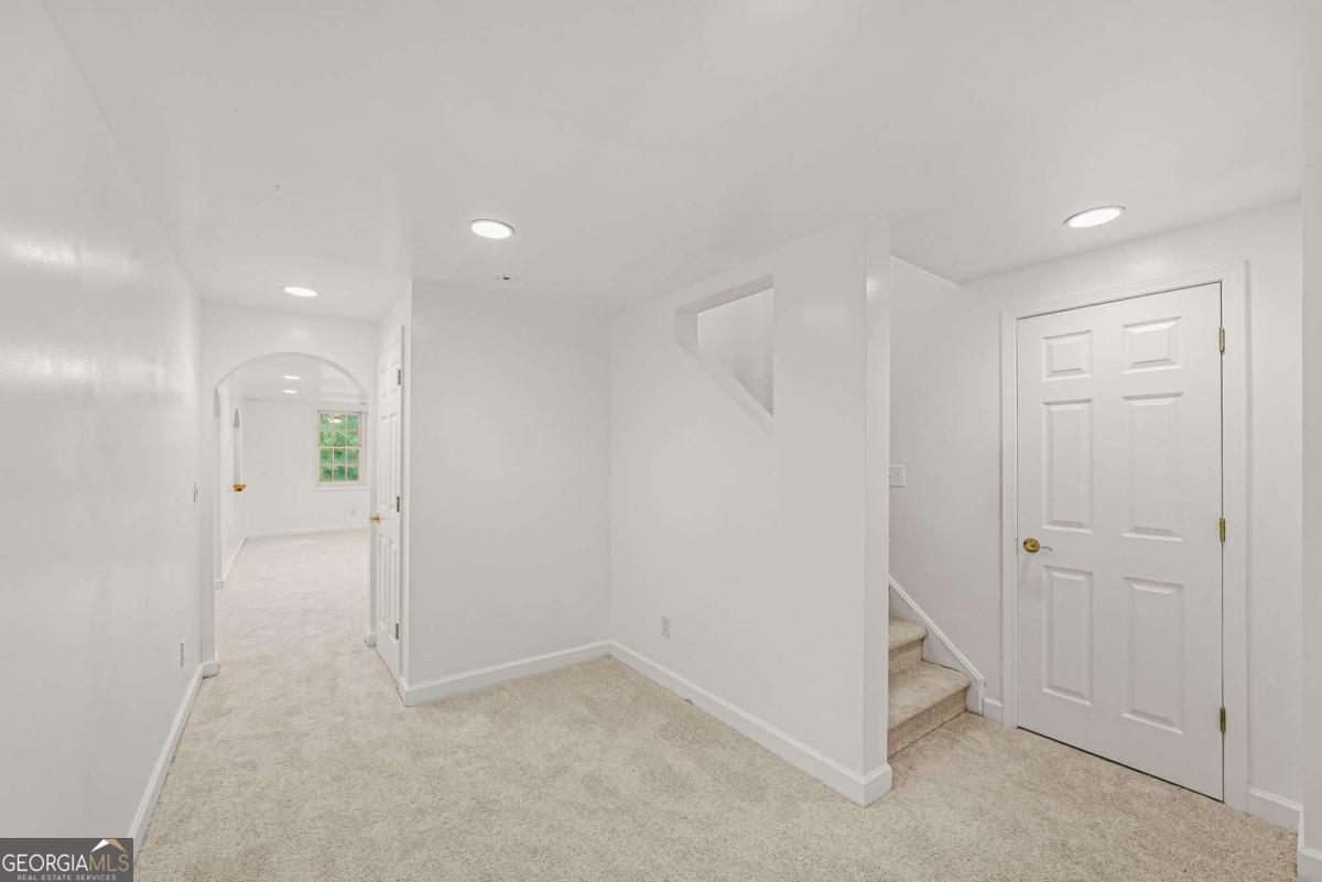 1014 Deer Hollow Drive Property Photo 31