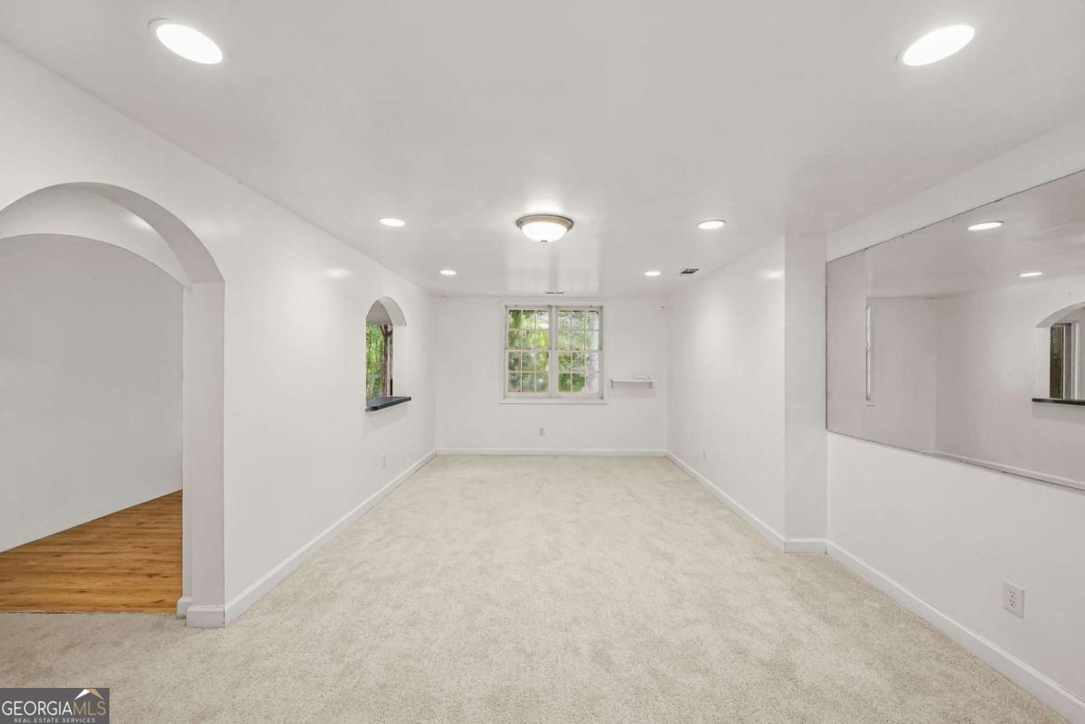 1014 Deer Hollow Drive Property Photo 34