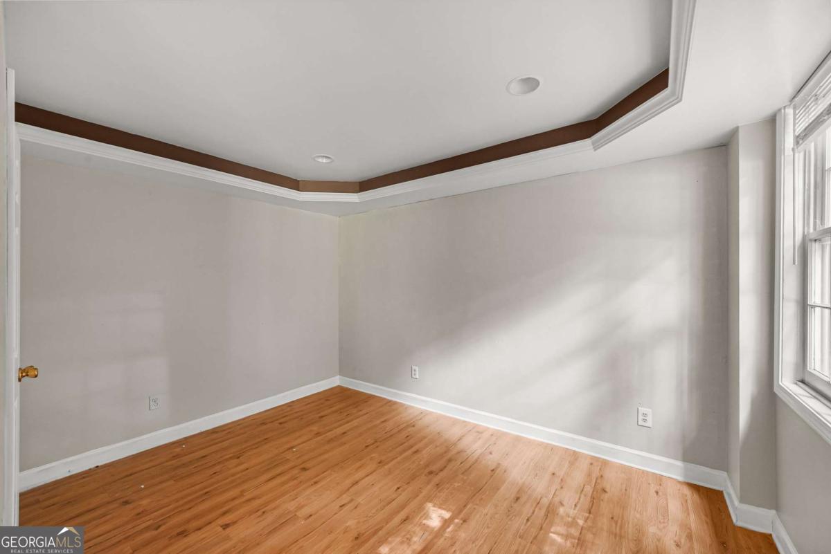 1014 Deer Hollow Drive Property Photo 36