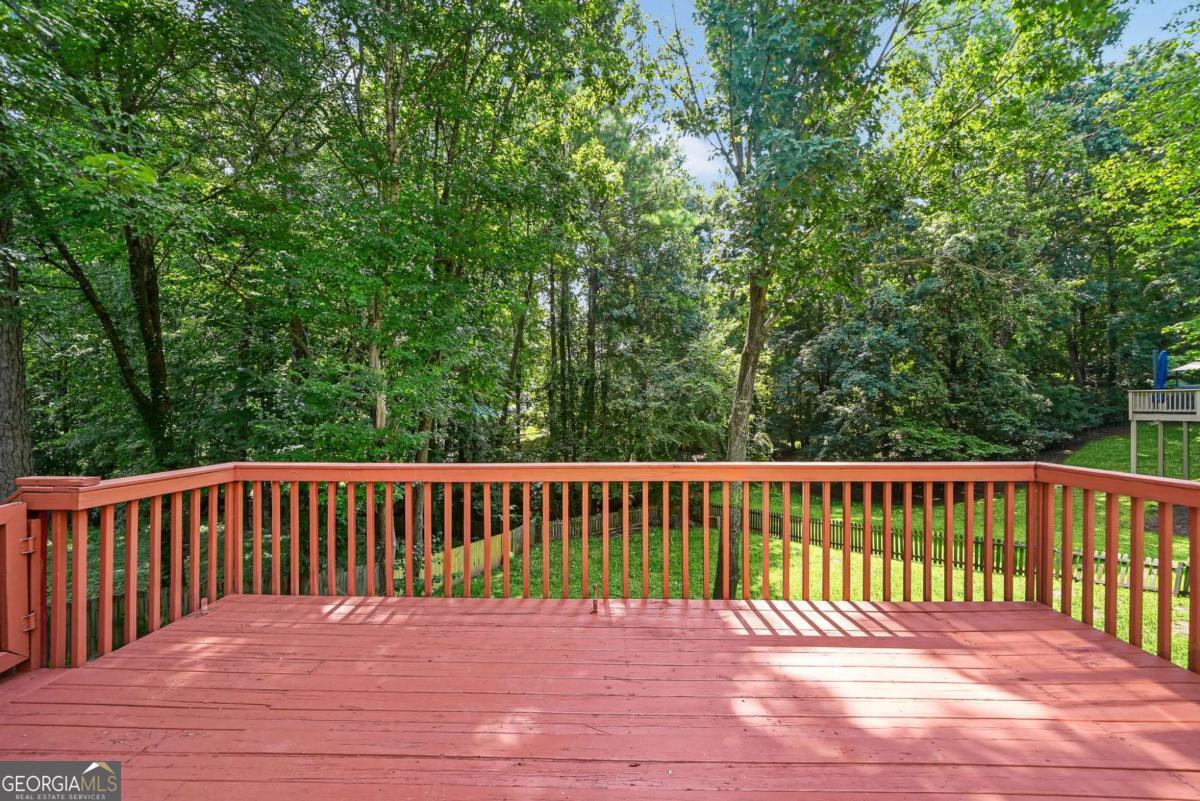 1014 Deer Hollow Drive Property Photo 39