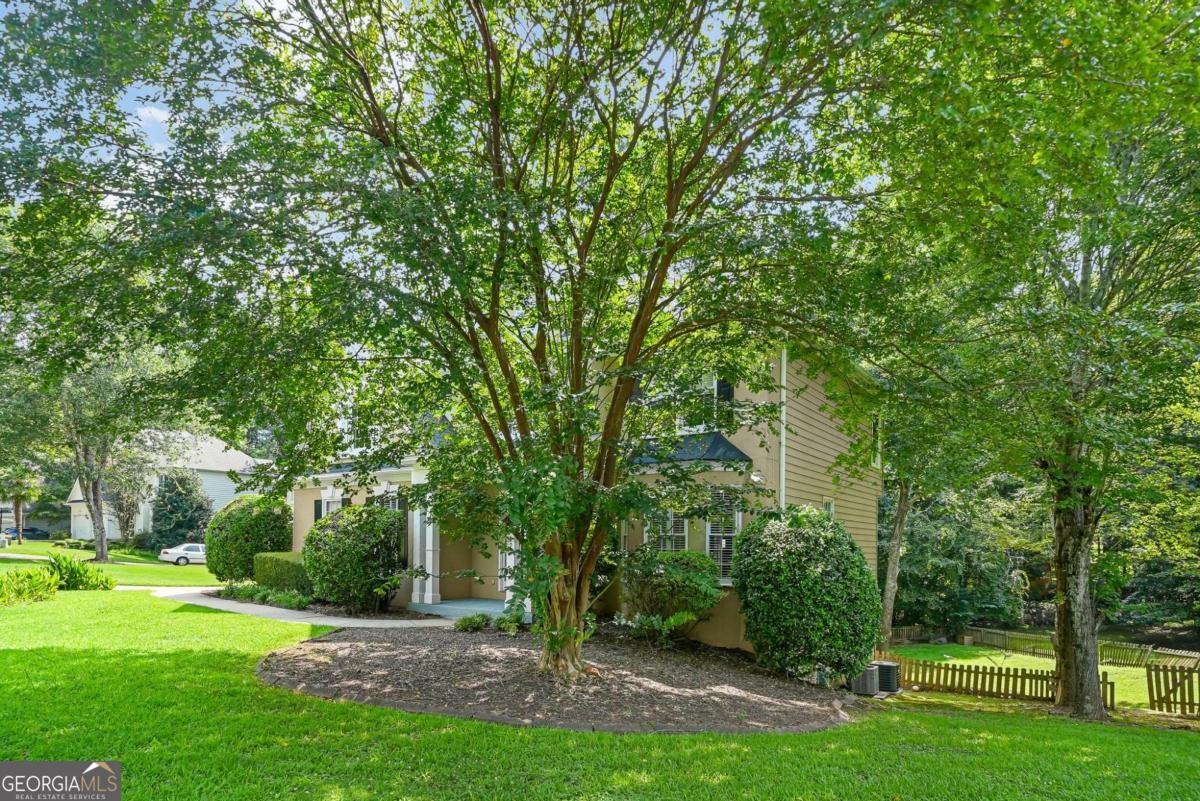 1014 Deer Hollow Drive Property Photo 44