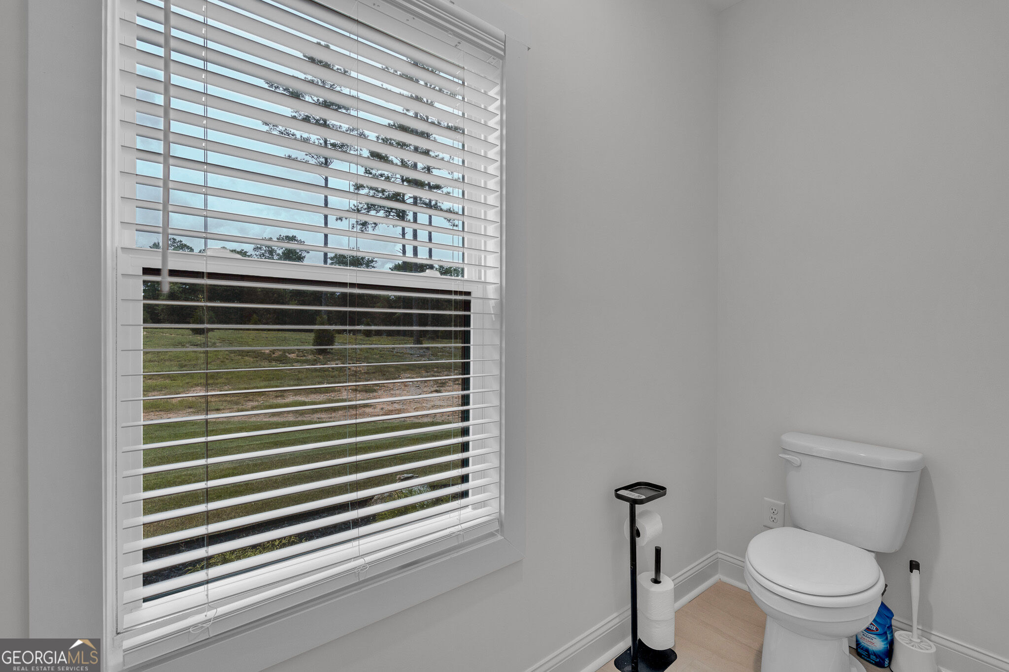 392 Georgian Pines Drive Property Photo 40