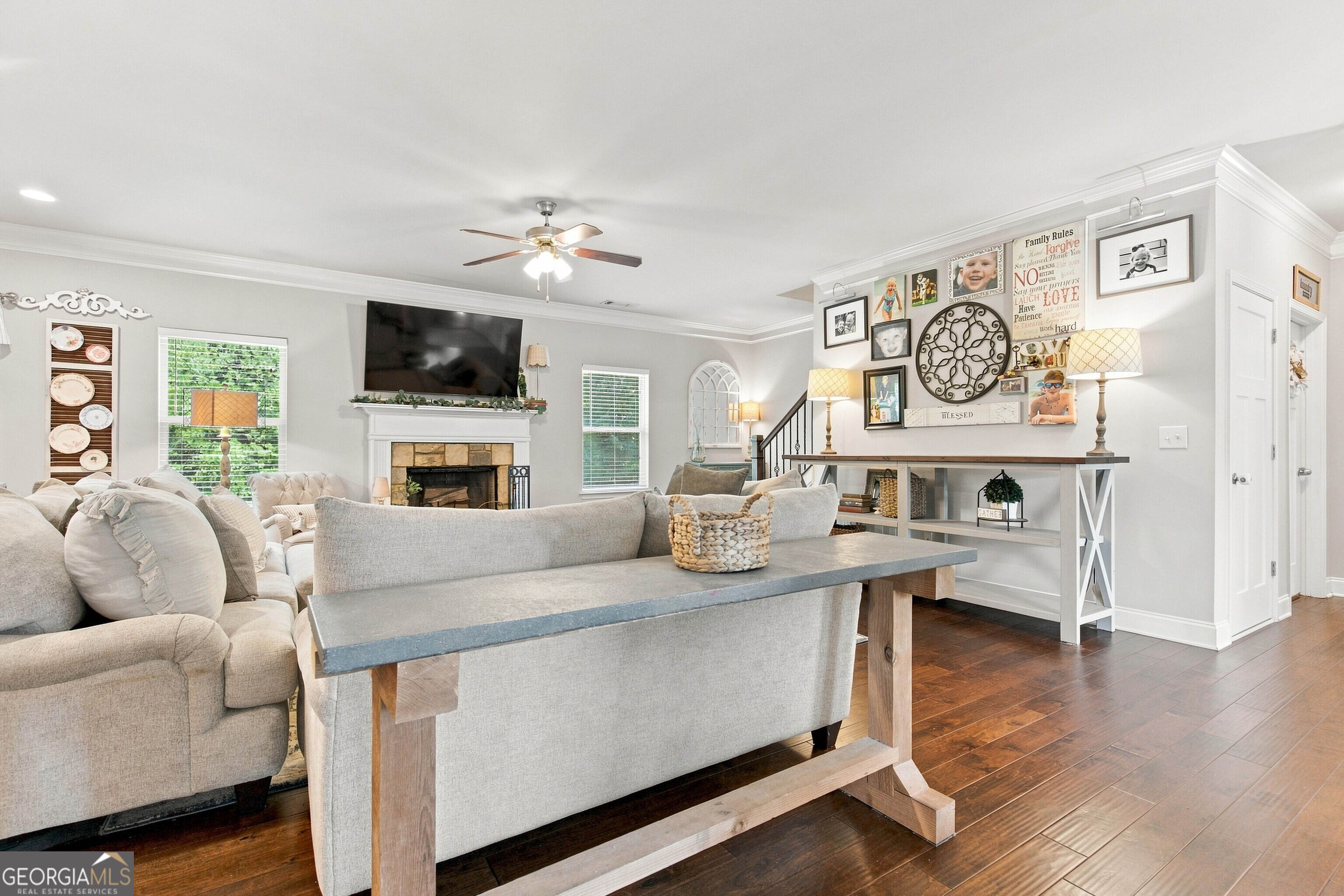 641 Jefferson Boulevard Property Photo 8