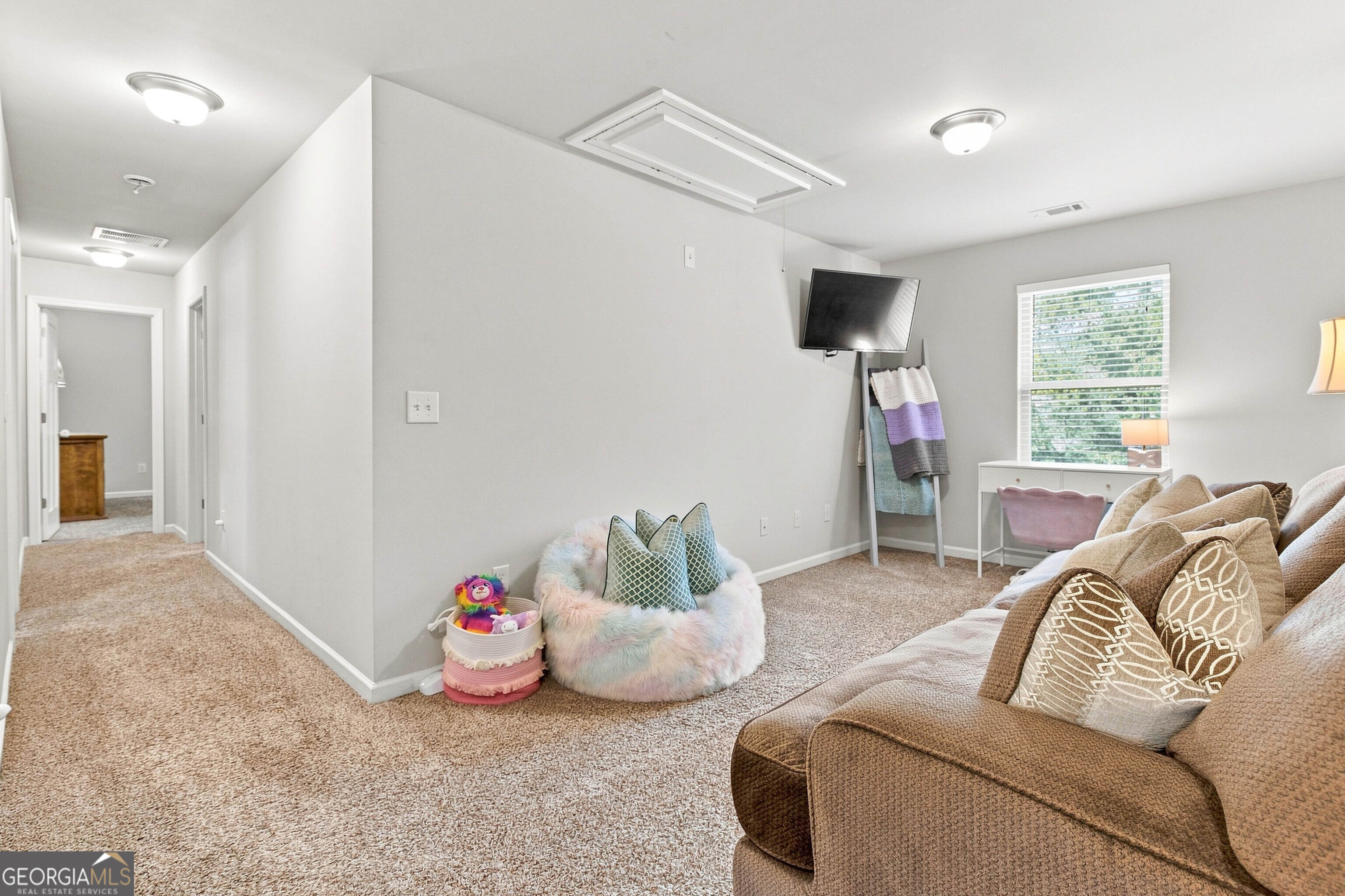641 Jefferson Boulevard Property Photo 33