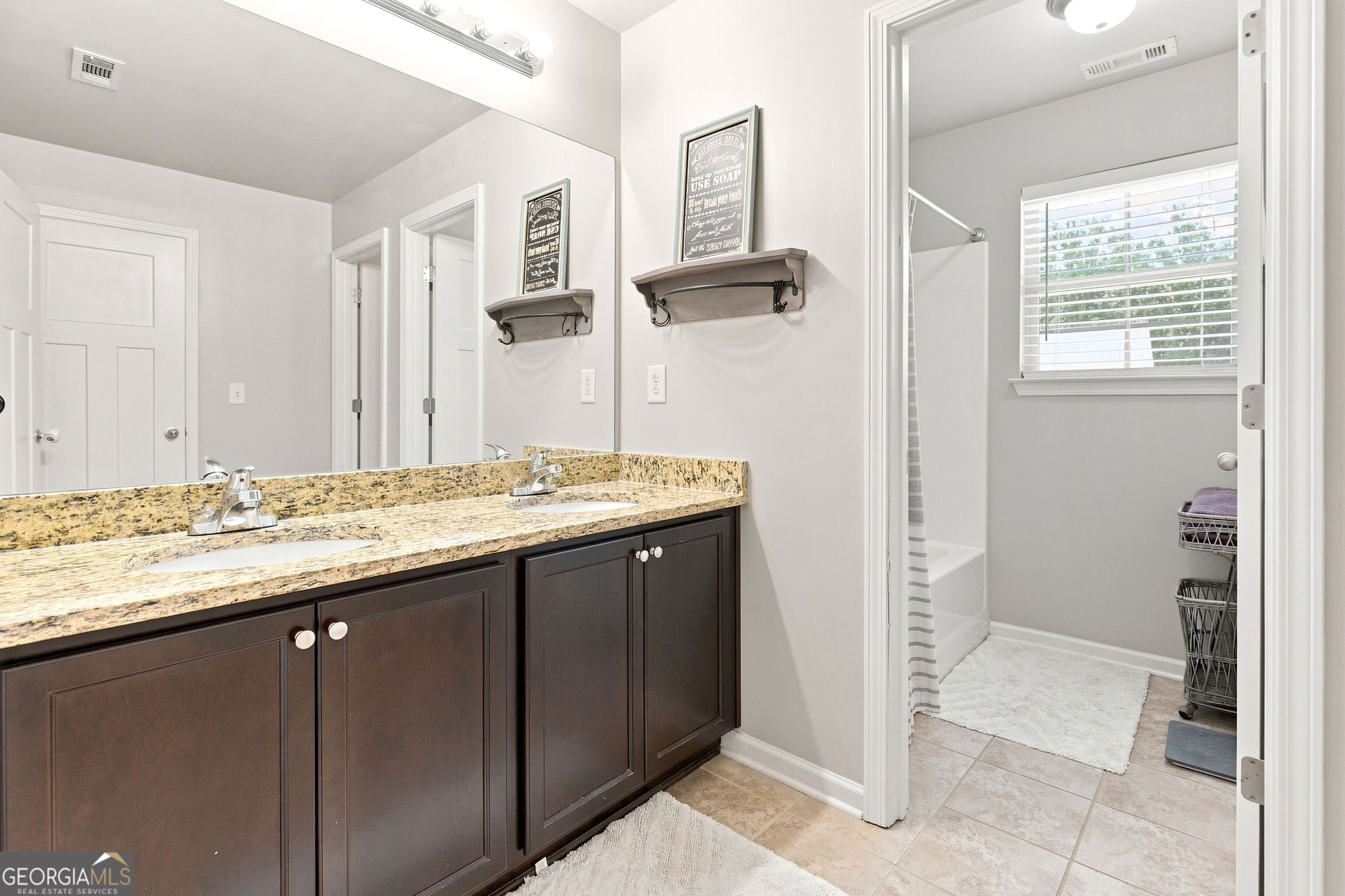 641 Jefferson Boulevard Property Photo 36
