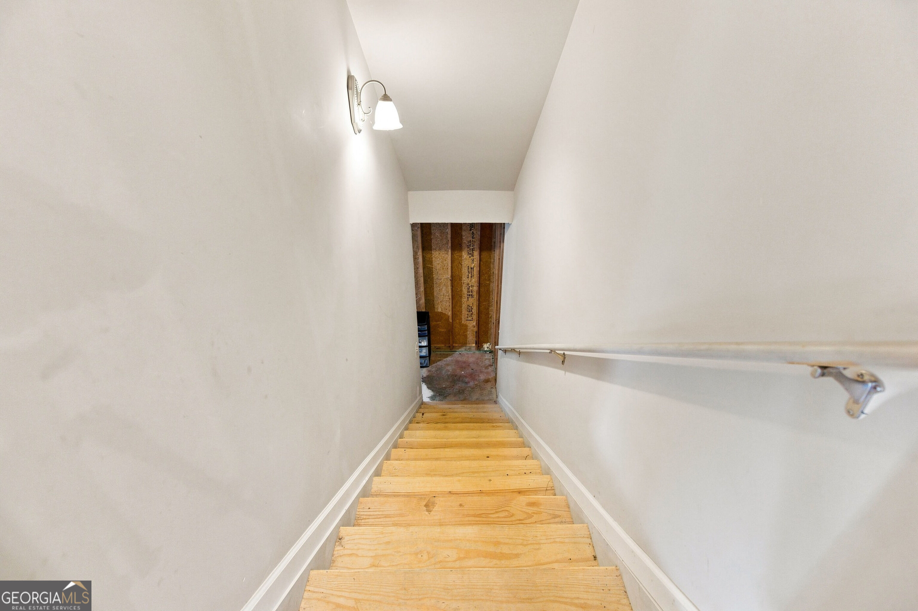 641 Jefferson Boulevard Property Photo 46