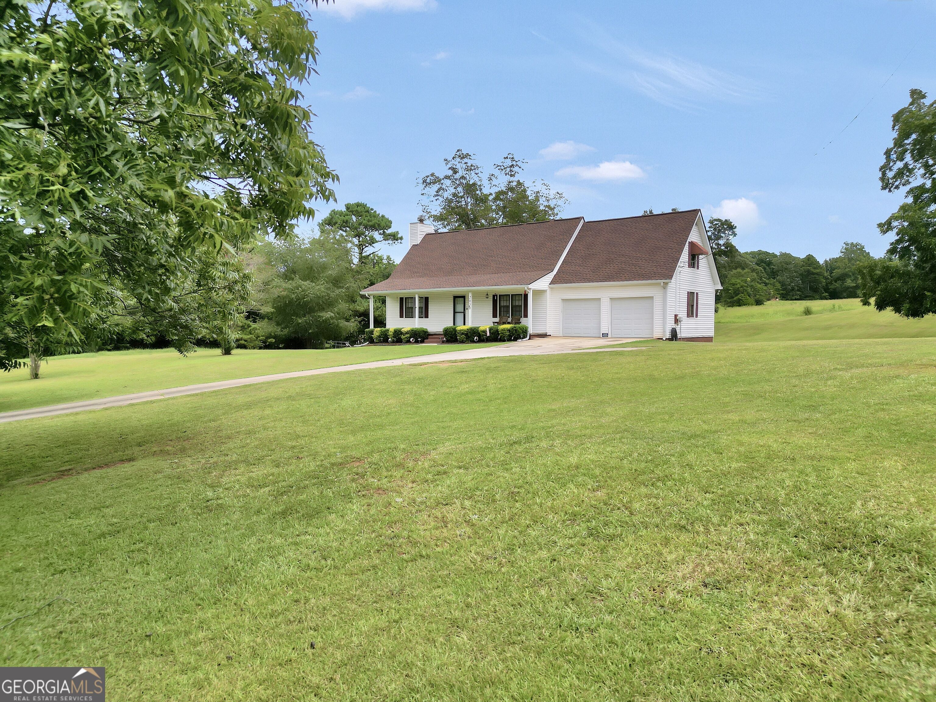 2050 N Mcdonough Road Property Photo 3
