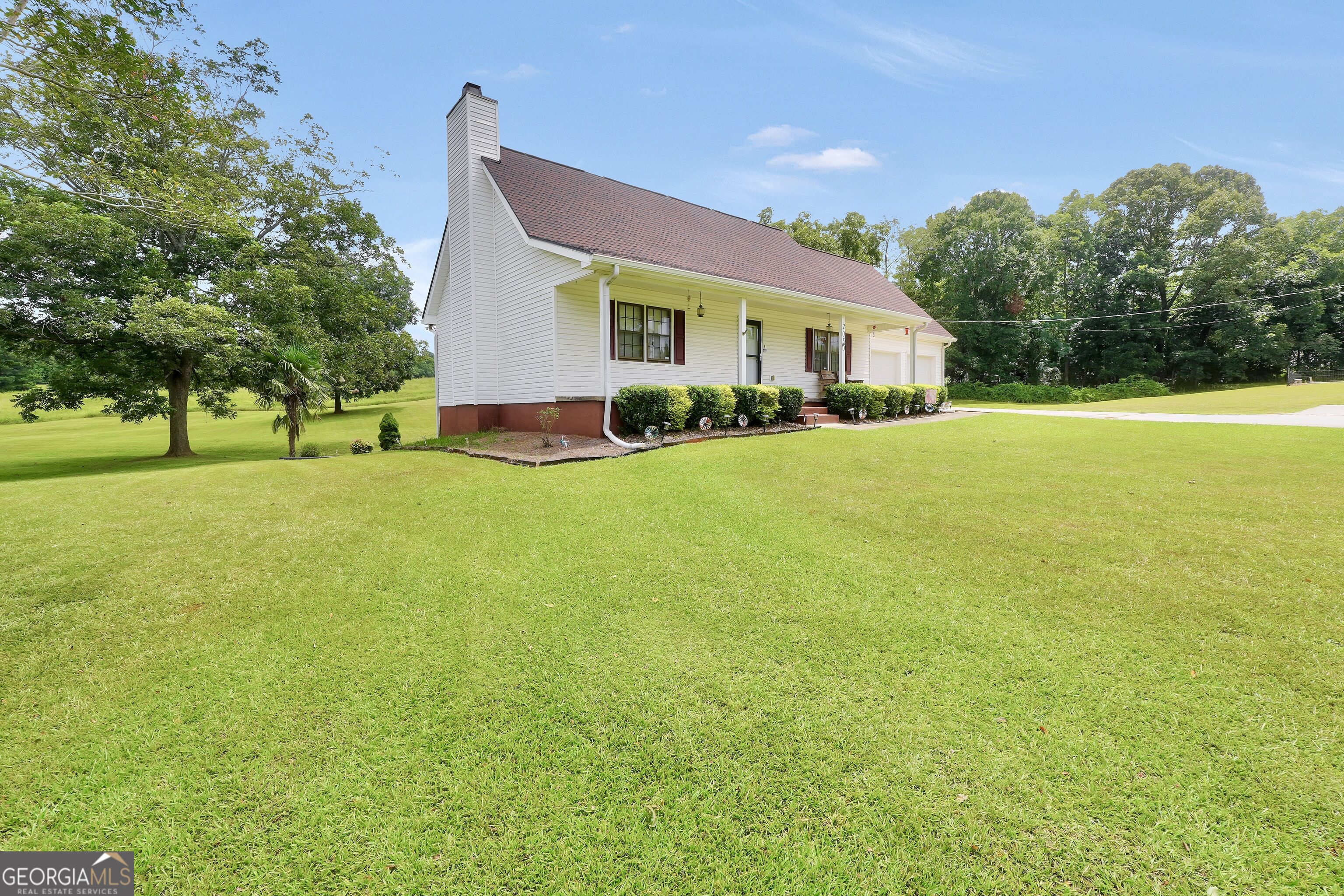 2050 N Mcdonough Road Property Photo 4