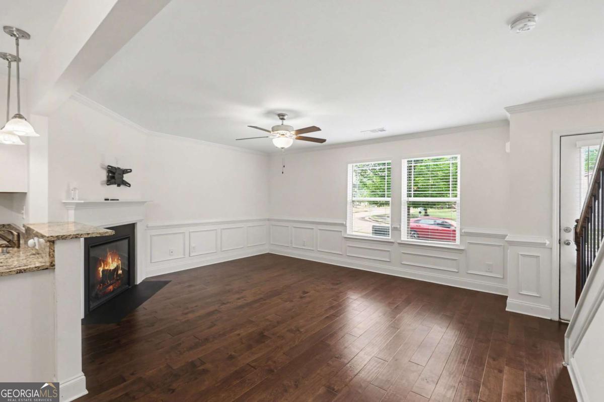 5960 Garden Circle Property Photo 6