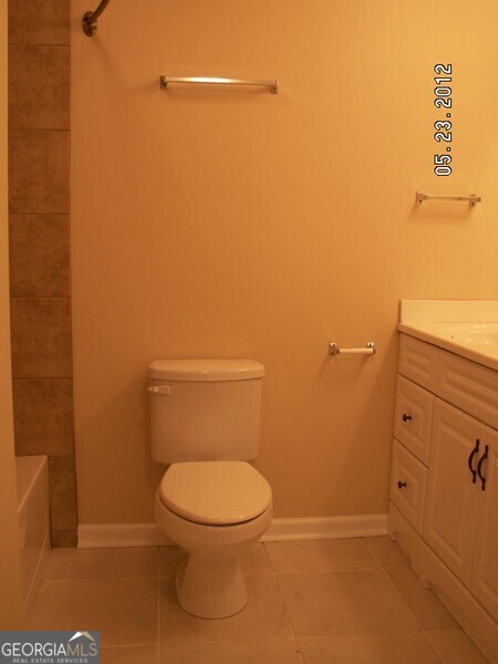 7400 Courtyard Drive Property Photo 10