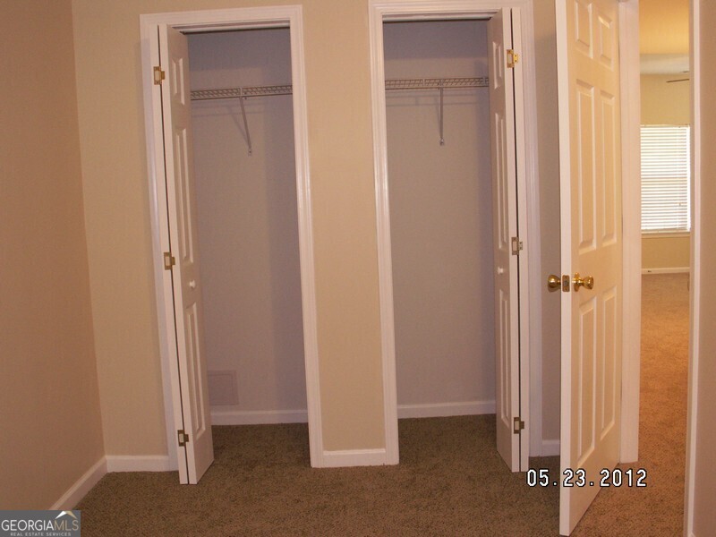 7400 Courtyard Drive Property Photo 11