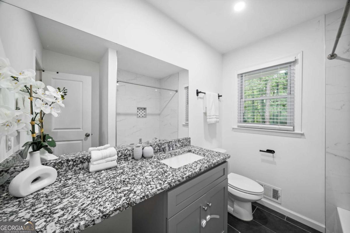 3212 Foxwood Trail Se Property Photo 23
