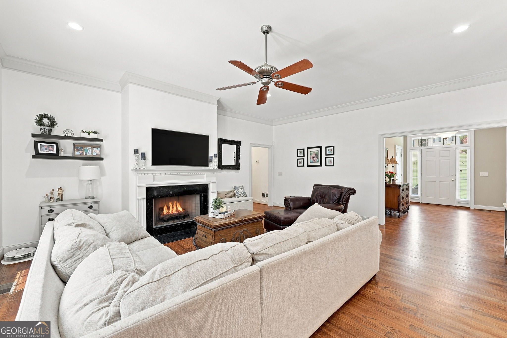 4593 Montclair Circle Property Photo 2
