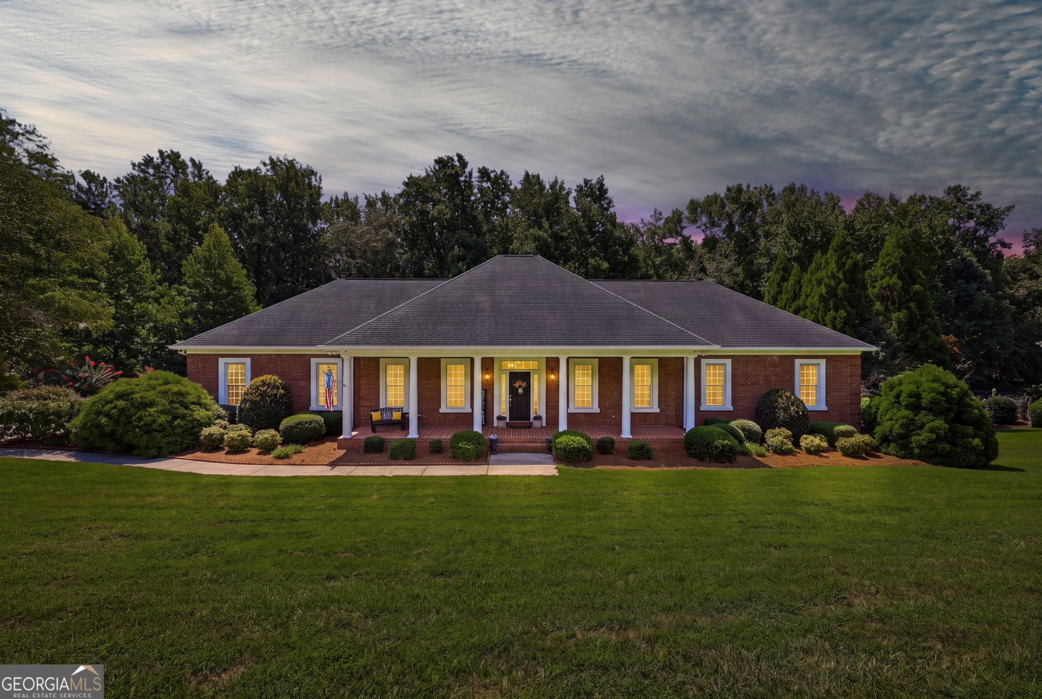 4593 Montclair Circle Property Photo 7