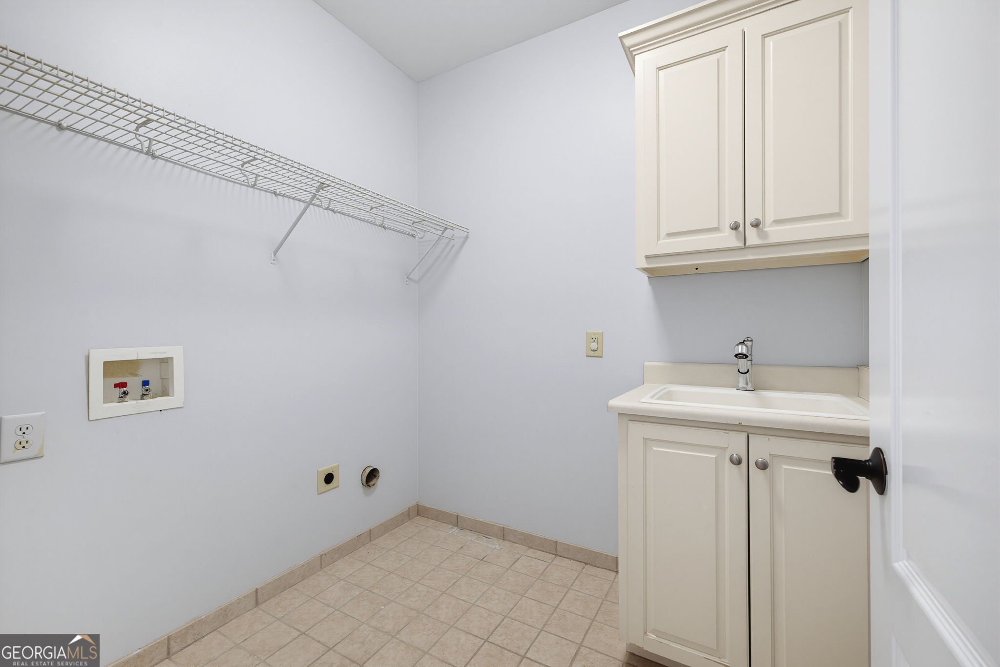 5938 Hogans Way Property Photo 19